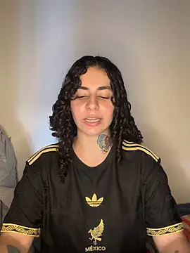 Estefania Velez online show from 06/21/26, 10:45