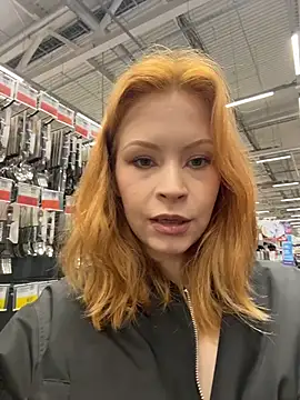  Little Ginger online show from 04/18/26, 01:53