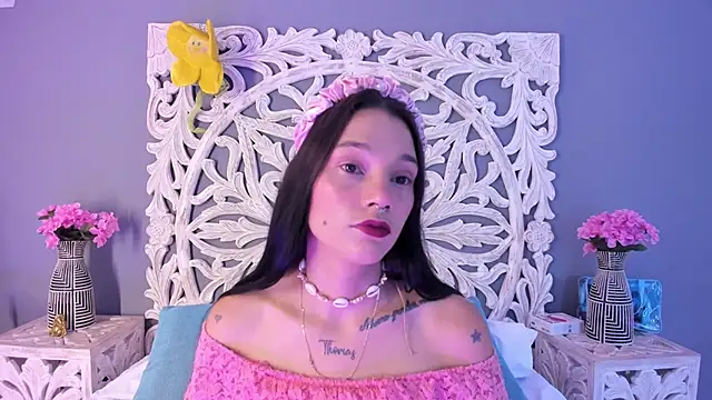 loraineblake online show from 02/03/26, 01:16