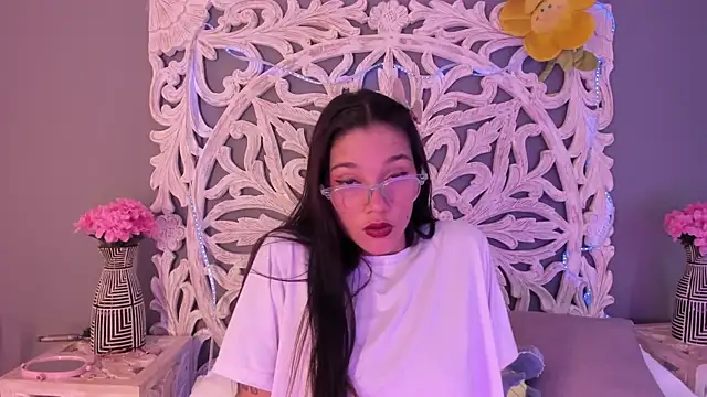 loraineblake online show from 03/16/26, 01:04