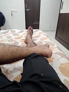 Snapshot of johny044 chatting on 03/05/26, 09:22 johny044 online show from 03/05/26, 09:22