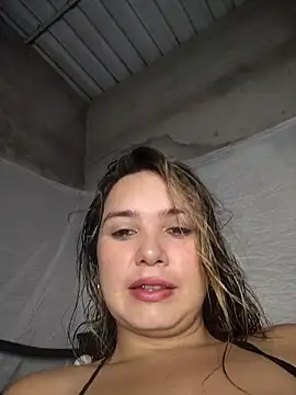 Snapshot of Charlott_smi chatting on 04/24/26, 05:15 Charlott smi online show from 04/24/26, 05:15