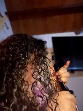 VanesssaMilf  online show from 04/15/26, 03:13