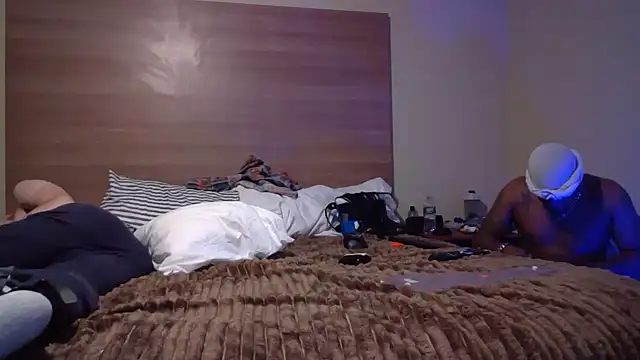 cosmiccloudpig online show from 01/19/26, 07:56