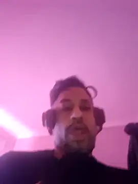 maannn8962 online show from 02/18/26, 12:06