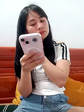 Him MountainGirl online show from 04/14/26, 03:34