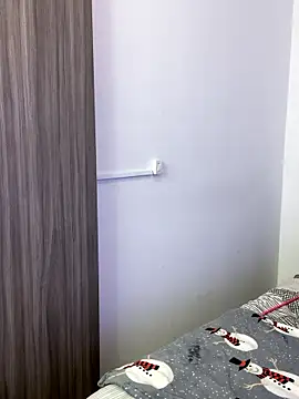 Snapshot of Goldenknight33 chatting on 01/11/26, 03:39 Goldenknight33 online show from 01/11/26, 03:39