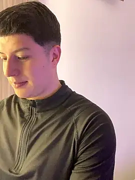 Snapshot of Goldenknight33 chatting on 01/17/26, 04:00 Goldenknight33 online show from 01/17/26, 04:00