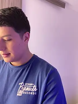 Snapshot of Goldenknight33 chatting on 02/03/26, 02:55 Goldenknight33 online show from 02/03/26, 02:55