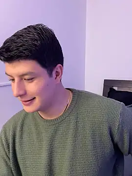 Snapshot of Goldenknight33 chatting on 02/10/26, 01:04 Goldenknight33 online show from 02/10/26, 01:04