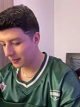 Snapshot of Goldenknight33 chatting on 02/21/26, 04:41 Goldenknight33 online show from 02/21/26, 04:41