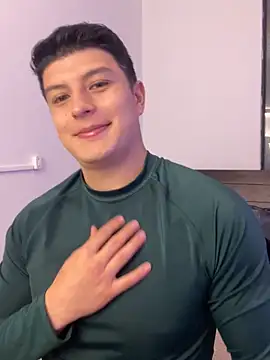 Snapshot of Goldenknight33 chatting on 03/05/26, 01:51 Goldenknight33 online show from 03/05/26, 01:51