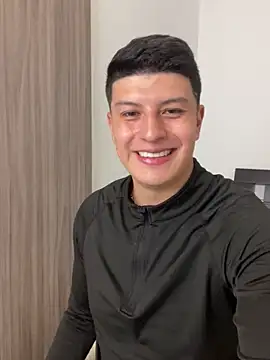 Snapshot of Goldenknight33 chatting on 03/21/26, 08:56 Goldenknight33 online show from 03/21/26, 08:56