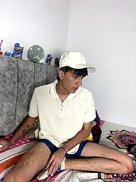 Snapshot of Andycillo chatting on 01/10/26, 03:30 Andycillo online show from 01/10/26, 03:30