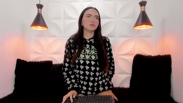 valeriecute18 online show from 03/29/26, 11:54