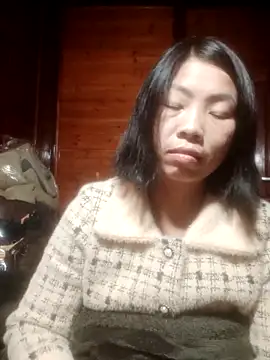 Amiluli online show from 02/17/26, 04:09