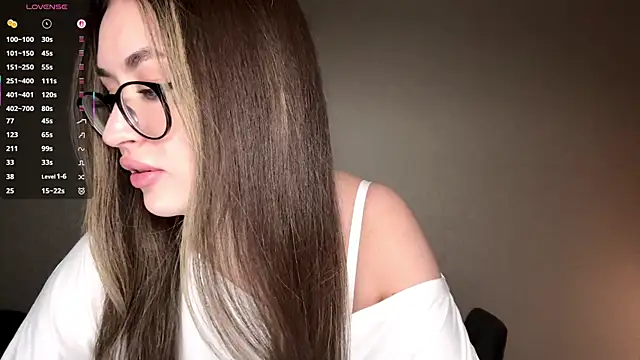 KiraBodrick online show from 01/11/26, 03:06