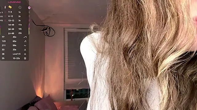 KiraBodrick online show from 03/07/26, 04:48