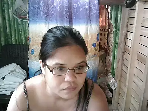 Hotty babe23 online show from 04/21/26, 02:37