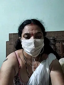 Snapshot of bhavyasri_55 chatting on 01/05/26, 09:51 bhavyasri 55 online show from 01/05/26, 09:51