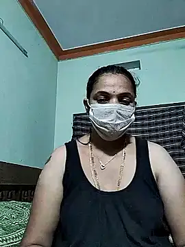 Snapshot of bhavyasri_55 chatting on 01/19/26, 03:32 bhavyasri 55 online show from 01/19/26, 03:32