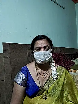 Snapshot of bhavyasri_55 chatting on 02/04/26, 01:17 bhavyasri 55 online show from 02/04/26, 01:17