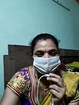 Snapshot of bhavyasri_55 chatting on 02/05/26, 01:49 bhavyasri 55 online show from 02/05/26, 01:49