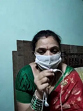 Snapshot of bhavyasri_55 chatting on 02/06/26, 03:59 bhavyasri 55 online show from 02/06/26, 03:59