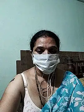 Snapshot of bhavyasri_55 chatting on 02/14/26, 04:26 bhavyasri 55 online show from 02/14/26, 04:26