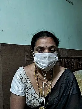 Snapshot of bhavyasri_55 chatting on 02/19/26, 12:17 bhavyasri 55 online show from 02/19/26, 12:17