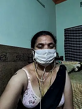 Snapshot of bhavyasri_55 chatting on 02/19/26, 12:45 bhavyasri 55 online show from 02/19/26, 12:45