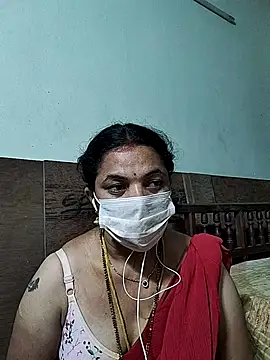 Snapshot of bhavyasri_55 chatting on 02/20/26, 09:48 bhavyasri 55 online show from 02/20/26, 09:48