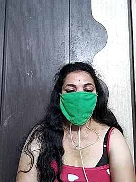 Snapshot of bhavyasri_55 chatting on 03/02/26, 03:52 bhavyasri 55 online show from 03/02/26, 03:52