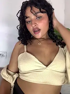 ladulcemary  online show from 03/23/26, 07:18