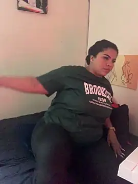 ladulcemary  online show from 05/11/26, 07:11