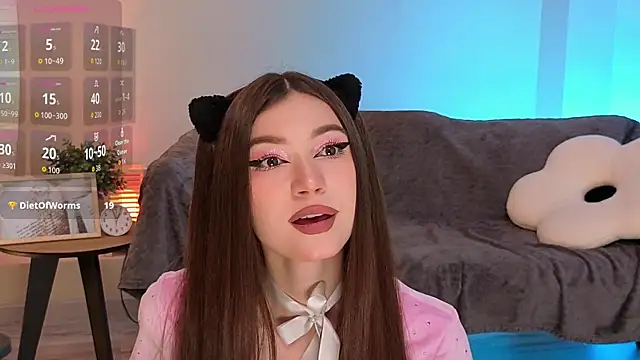 oliviaah  online show from 01/11/26, 03:06