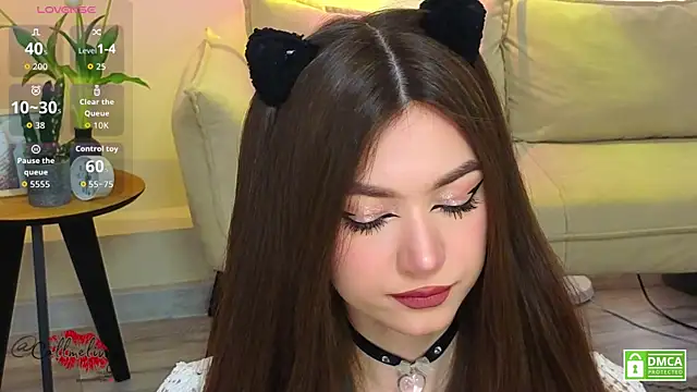 oliviaah  online show from 04/15/26, 03:08