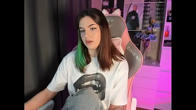 NikkieKitty online show from 02/03/26, 01:27