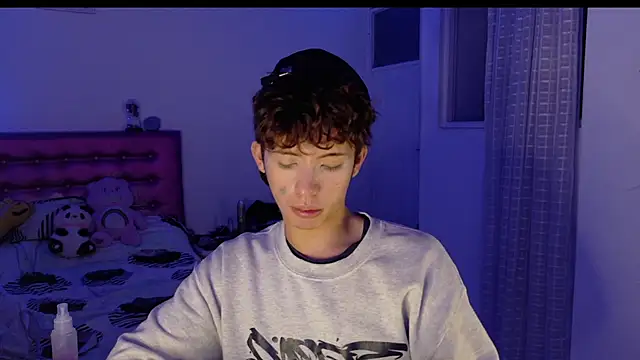 Dani Dancer online show from 04/15/26, 01:01