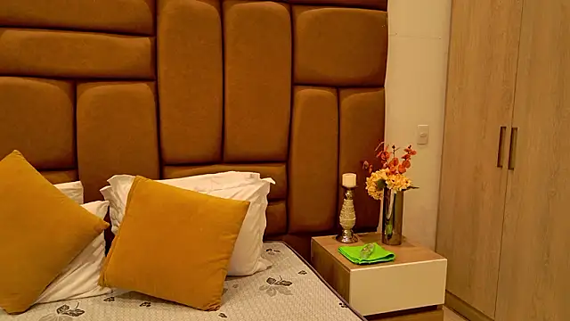 NinnaPiers online show from 02/13/26, 11:50