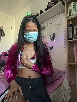 Snapshot of ebonyBarbie18 chatting on 03/13/26, 10:22 ebonyBarbie18 online show from 03/13/26, 10:22