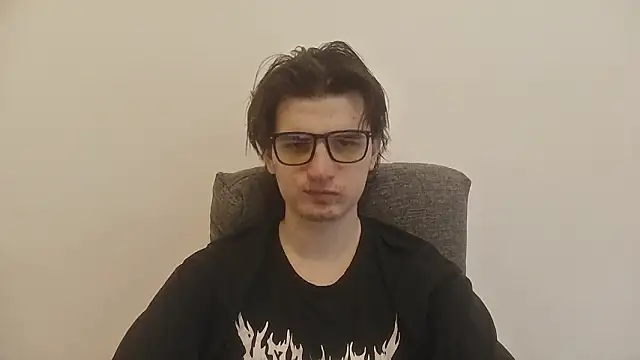 Snapshot of Hoyevnik chatting on 03/09/26, 12:09 Hoyevnik online show from 03/09/26, 12:09