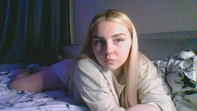 kit katiki1 online show from 12/14/25, 06:56