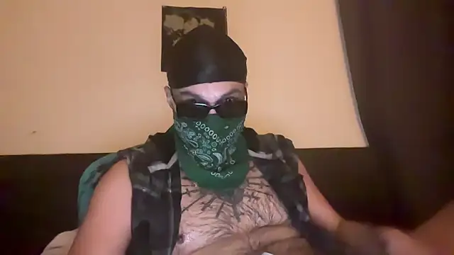 Snapshot of angelblanco chatting on 03/21/26, 10:31 angelblanco online show from 03/21/26, 10:31