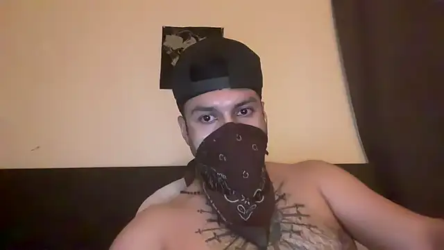 Snapshot of angelblanco chatting on 04/01/26, 07:31 angelblanco online show from 04/01/26, 07:31
