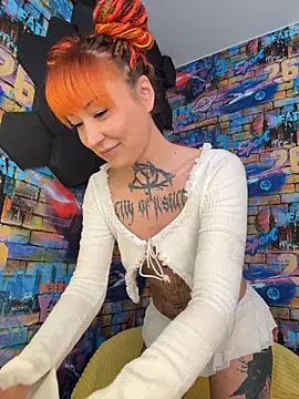 Tattoo  Moon online show from 02/13/26, 11:23