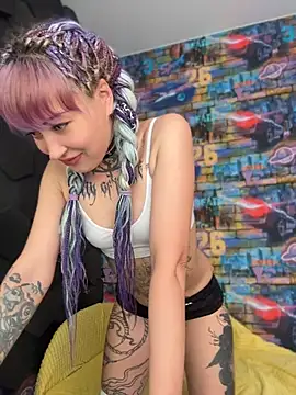 Tattoo  Moon online show from 05/19/26, 01:11