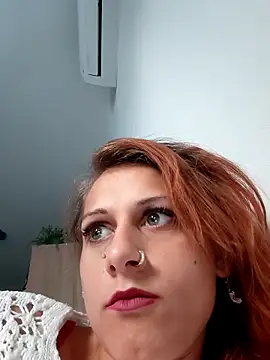 Bellaa25 online show from 04/28/26, 04:23