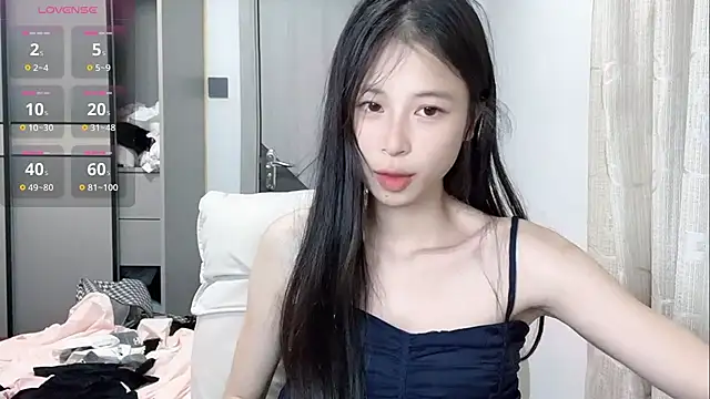 Snapshot of tiantian-160 chatting on 06/08/26, 02:17 tiantian-160 online show from 06/08/26, 02:17