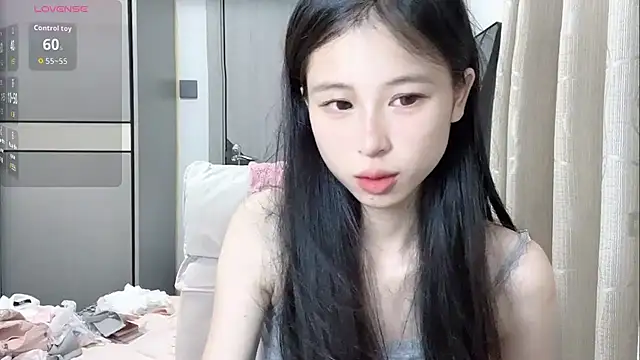 Snapshot of tiantian-160 chatting on 07/04/26, 03:51 tiantian-160 online show from 07/04/26, 03:51